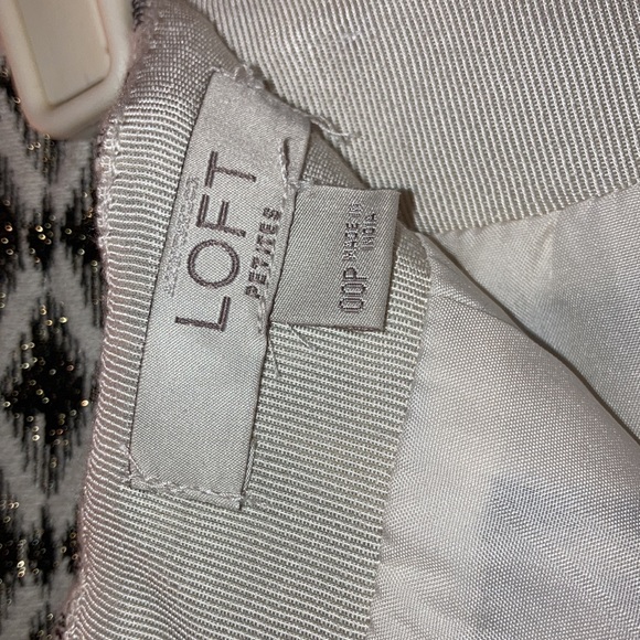 🐾 4 for $40 Loft fully lined gold black and cream skirt - Picture 5 of 5